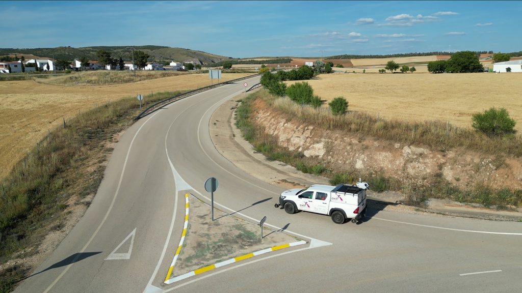 Sistema Mobile Mapping TRK 700 EVO para escaneado láser 3D de infraestructuras